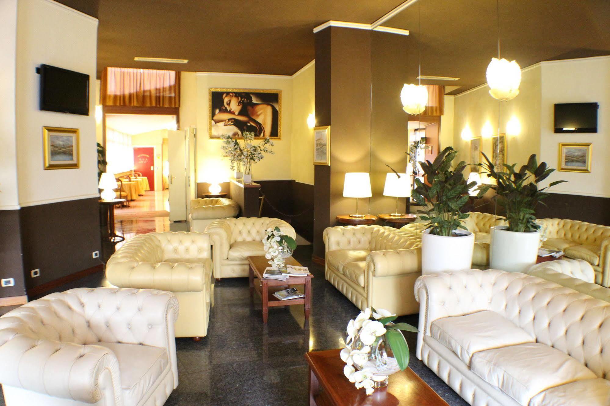 Certosa Hotel Milan Bagian luar foto
