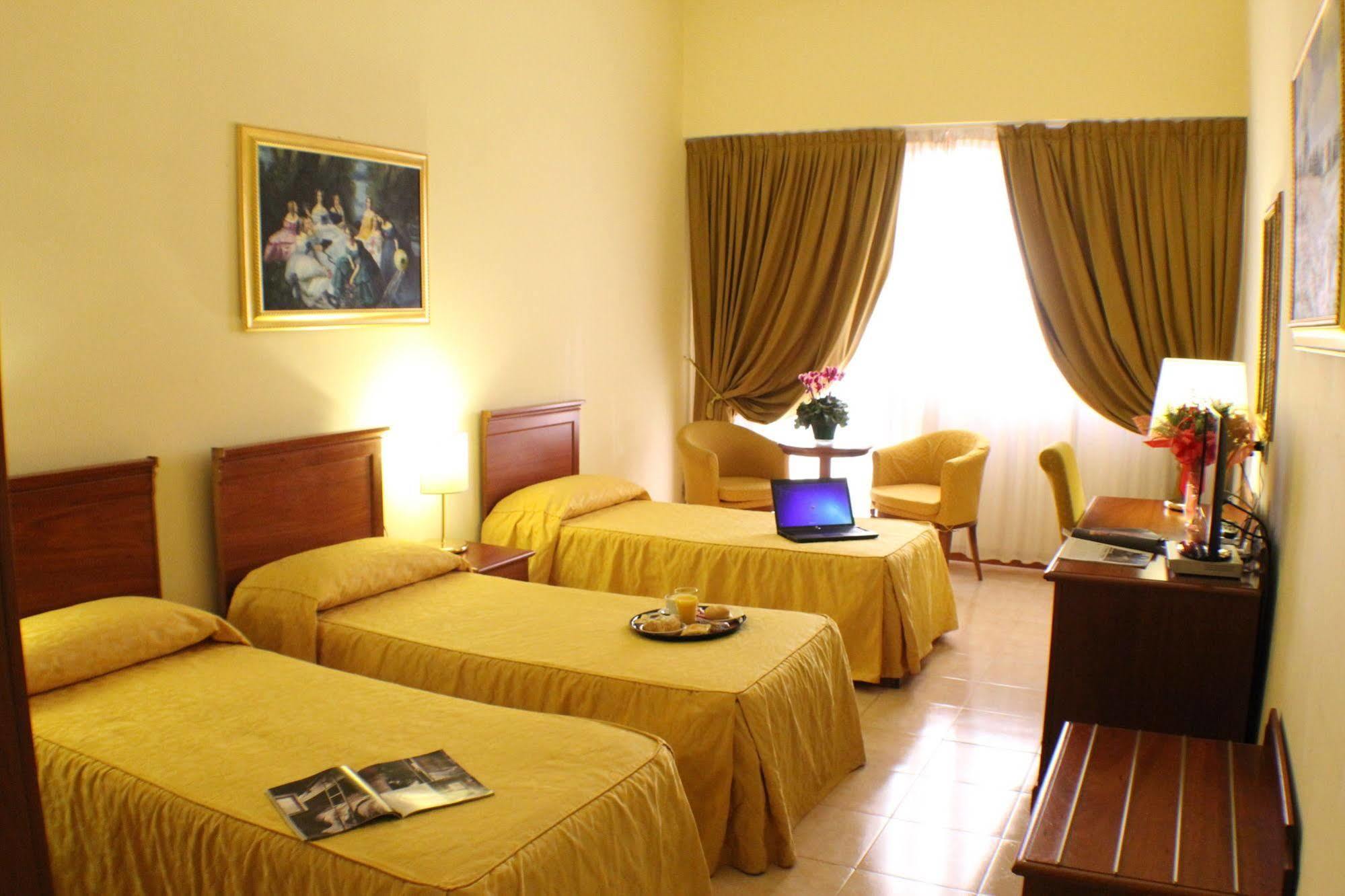 Certosa Hotel Milan Bagian luar foto