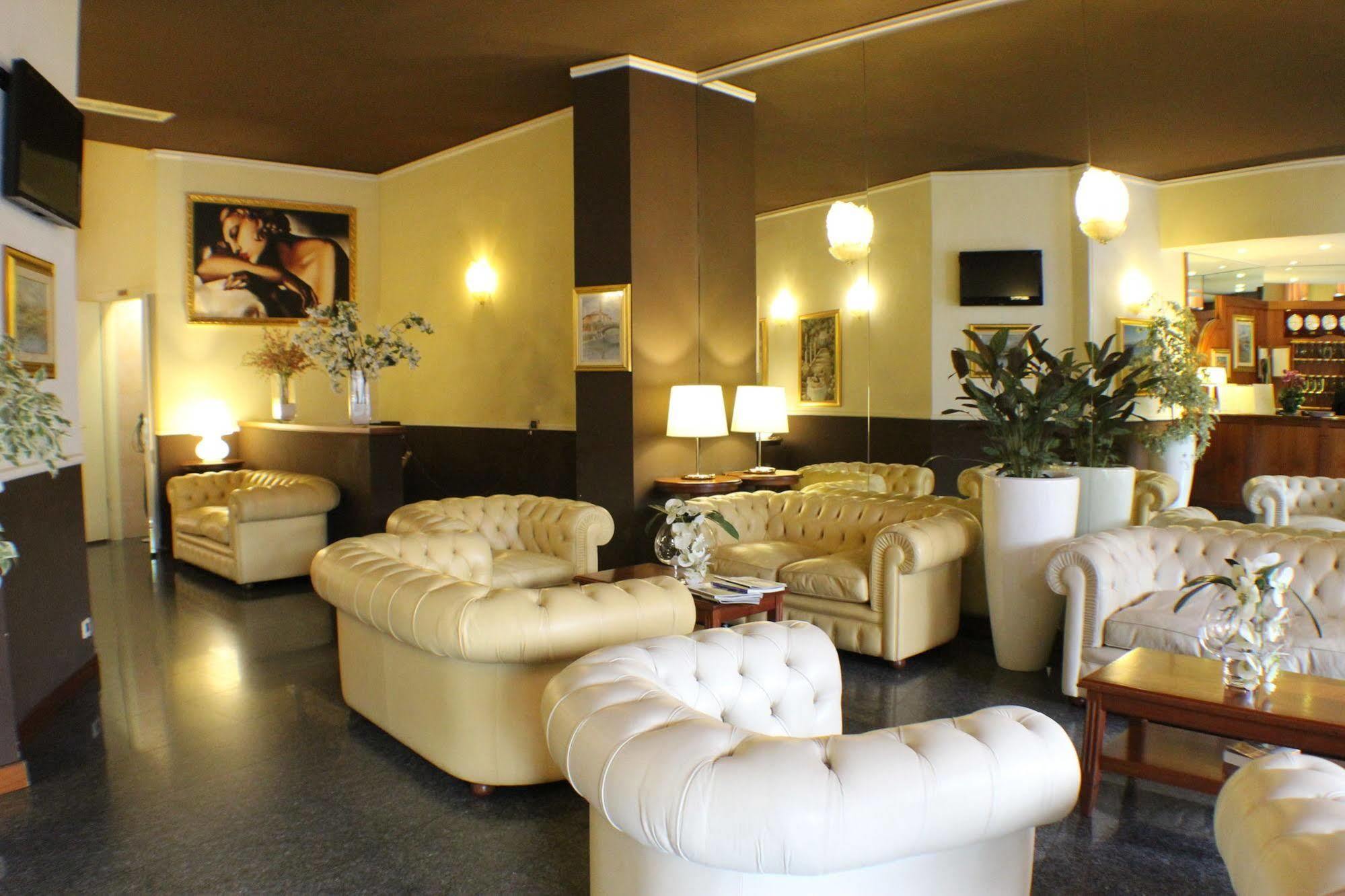 Certosa Hotel Milan Bagian luar foto