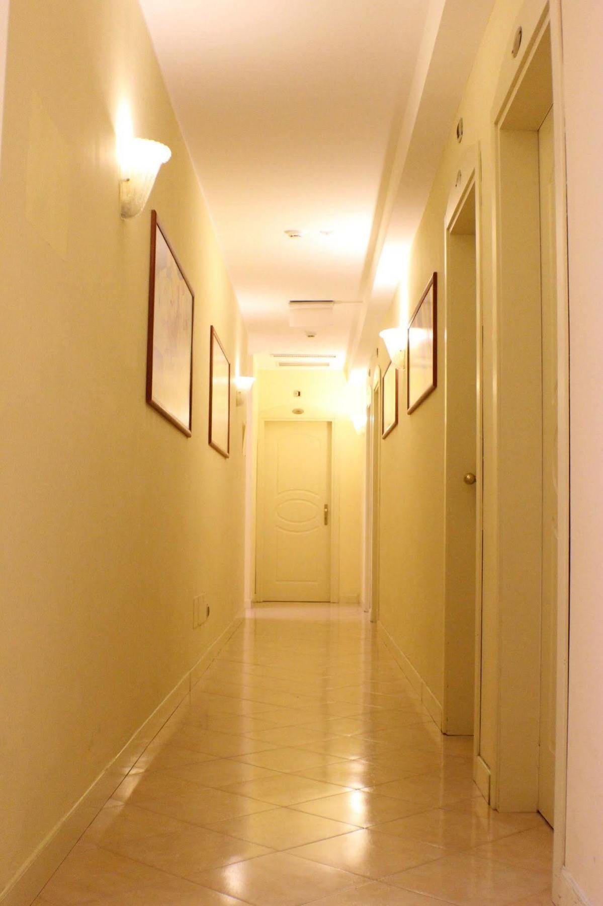 Certosa Hotel Milan Bagian luar foto