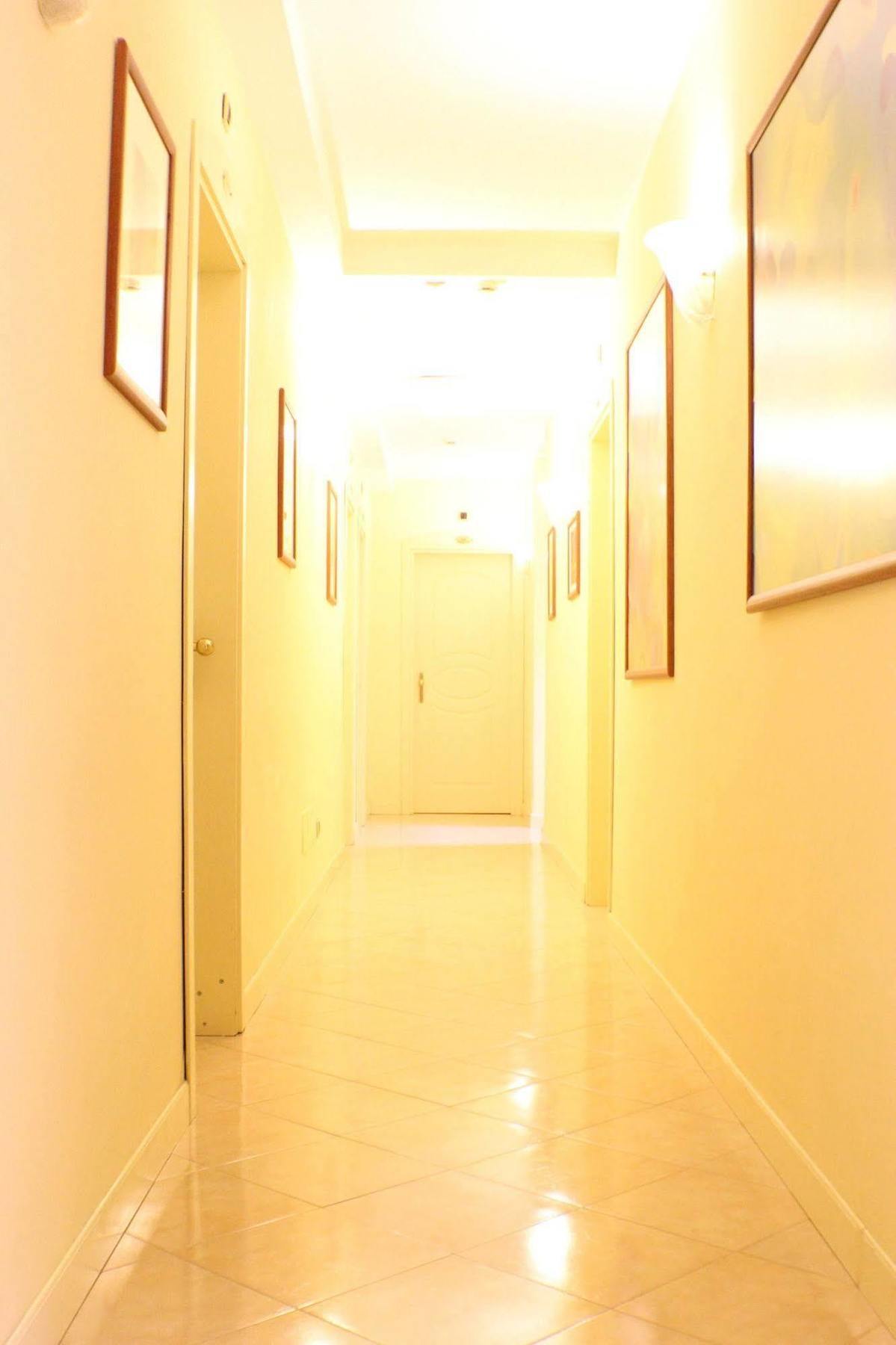 Certosa Hotel Milan Bagian luar foto